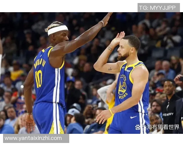 库里重返赛场感慨万千一度反超却面临进球和判罚挑战的不可控因素